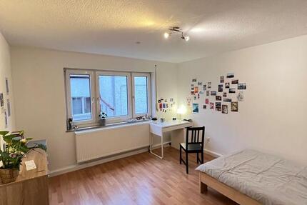 Wohnung Nürnberg Gebersdorf - 15 Zimmer, 75 m&sup2;, 430&euro; | Angebot:25945329