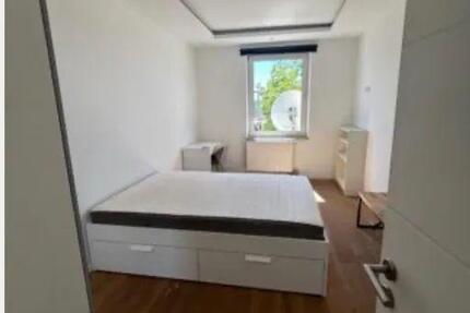 Wohnung Nürnberg Eberhardshof - 3 Zimmer, 16 m&sup2;, 380&euro; | Angebot:26630829
