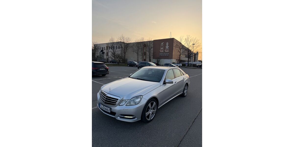 Mercedes-Benz E 220 212.500 km 10.800 &euro; cadolzburg 90556