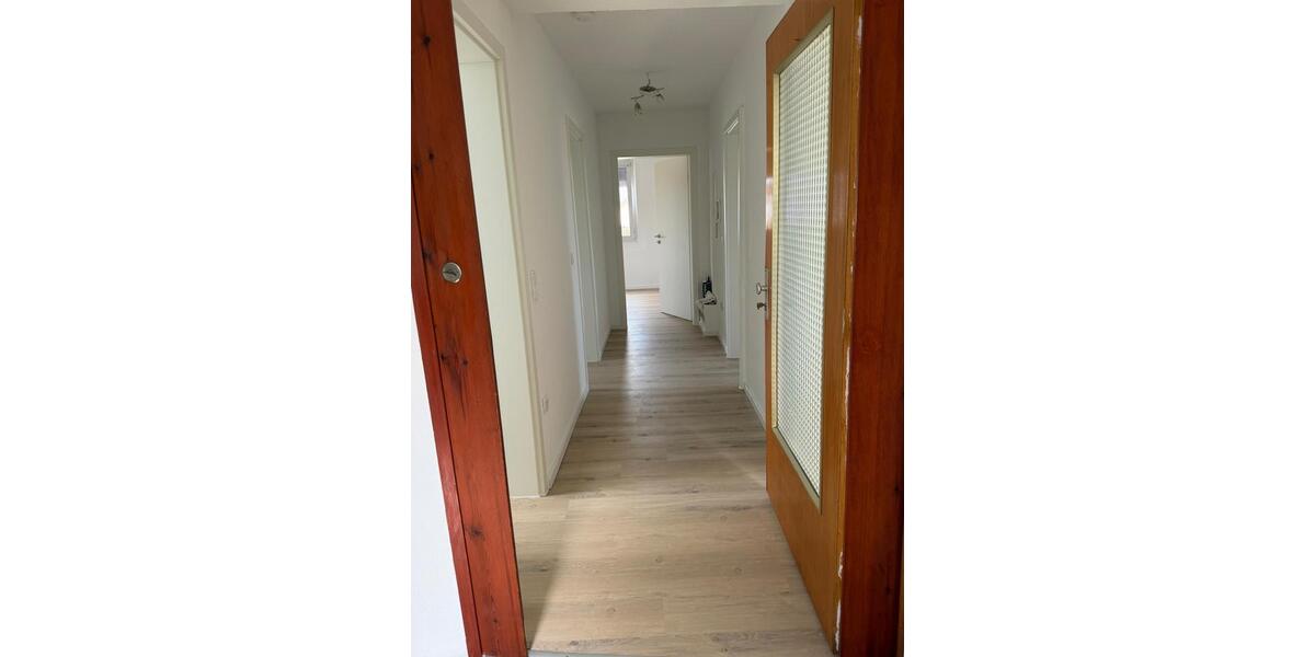 Etagenwohnung Herzogenaurach - 4 Zimmer, 82 m&sup2;, 650&euro; | Angebot:26639982