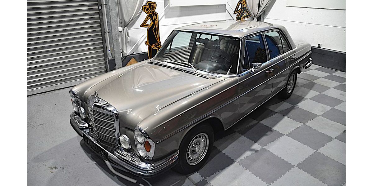 Mercedes-Benz 280 100.000 km 37.999 &euro; Nürnberg 90431