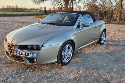 Alfa Romeo Spider 68.000 km 18.750 &euro; Neustadt an der Aisch 91413