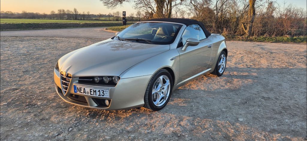 Alfa Romeo Spider 68.000 km 18.750 &euro; Neustadt an der Aisch 91413