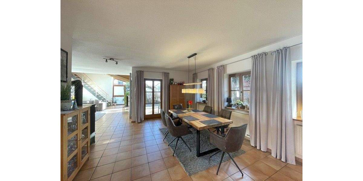 Einfamilienhaus Gräfenberg - 4 Zimmer, 149 m&sup2;, 578.000&euro; | Angebot:25699461