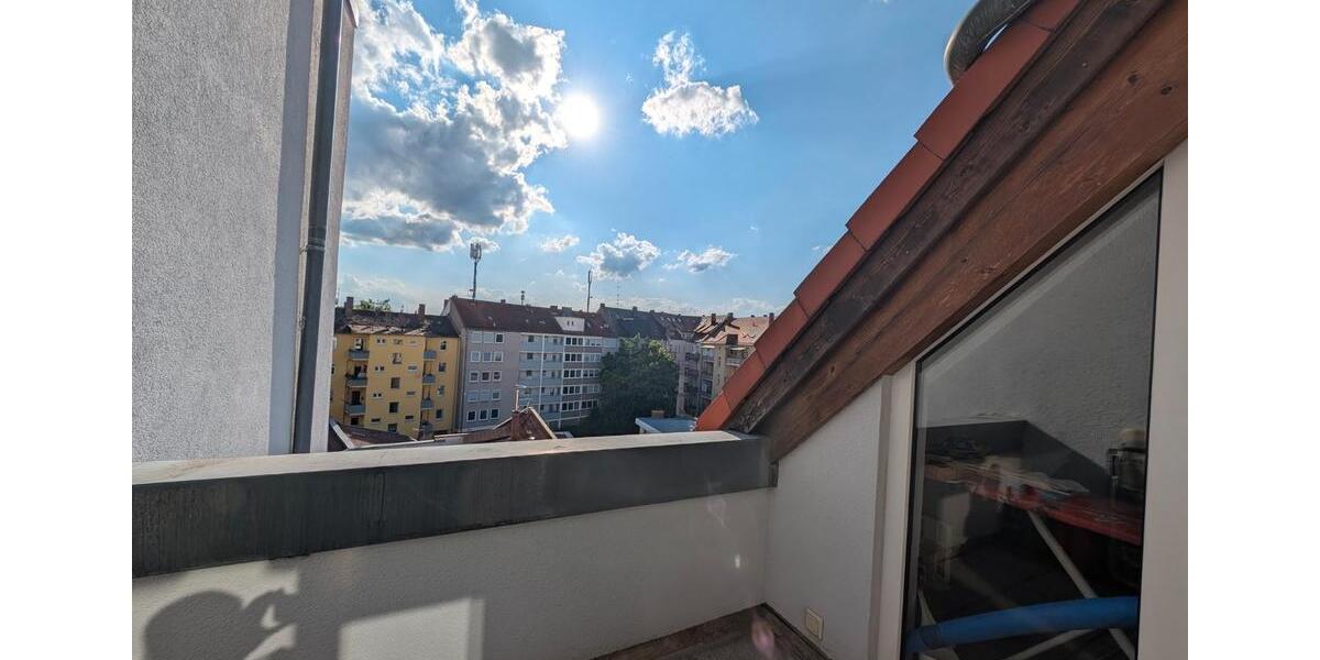 Dachgeschoßwohnung Nürnberg Hasenbuck - 3 Zimmer, 102 m&sup2;, 385.000&euro; | Angebot:26507168
