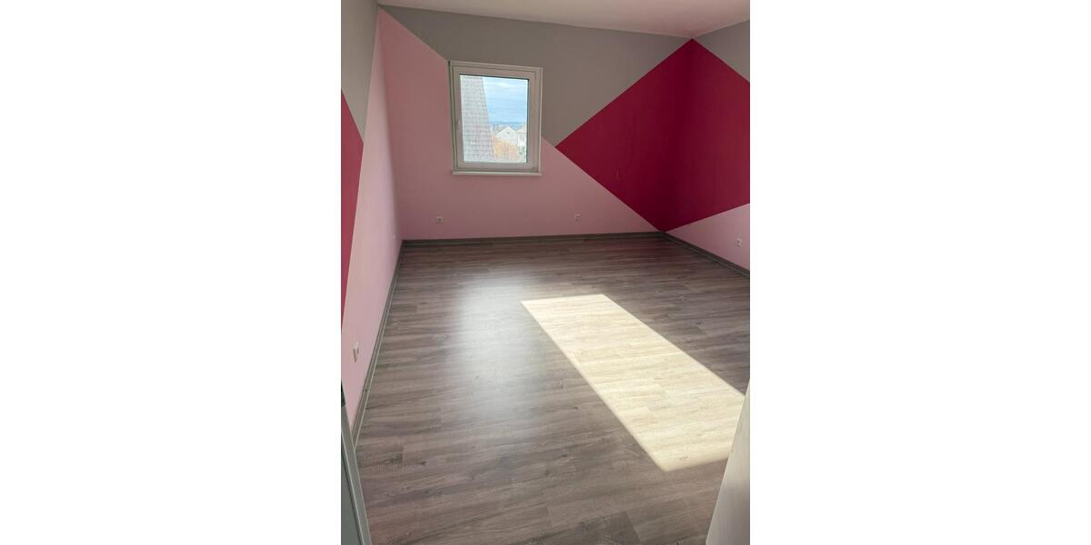 Einfamilienhaus Uehlfeld - 4 Zimmer, 144 m&sup2;, 519.000&euro; | Angebot:25049645