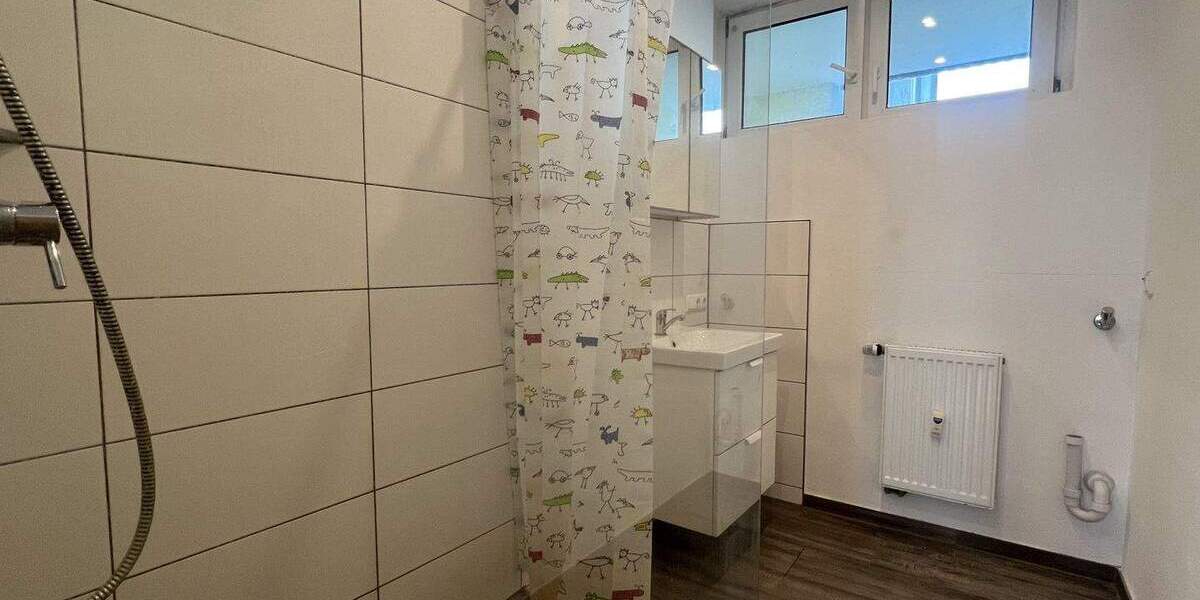 Etagenwohnung Erlangen Erlangen-Nord - 2 Zimmer, 66 m&sup2;, 220.000&euro; | Angebot:25671196