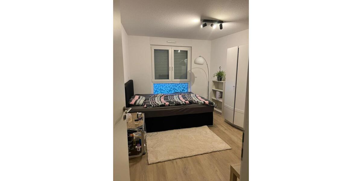 Etagenwohnung Nürnberg Erlenstegen - 3 Zimmer, 70 m&sup2;, 1.100&euro; | Angebot:25915903