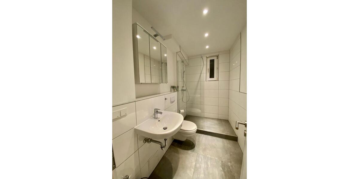 Etagenwohnung Nürnberg Gleißhammer - 3 Zimmer, 73 m&sup2;, 1.360&euro; | Angebot:26498394
