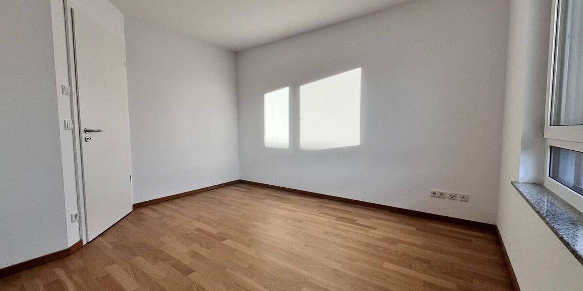 Reihenmittelhaus Fürth Stadeln - 5 Zimmer, 157 m&sup2;, 790.000&euro; | Angebot:26029195