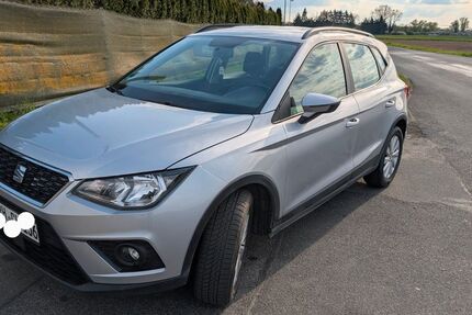 Seat Arona 44.800 km 13.900 &euro; Adelsdorf 91325