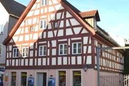 Haus Roth - 15 Zimmer, 386 m&sup2;, 850.000&euro; | Angebot:25882793