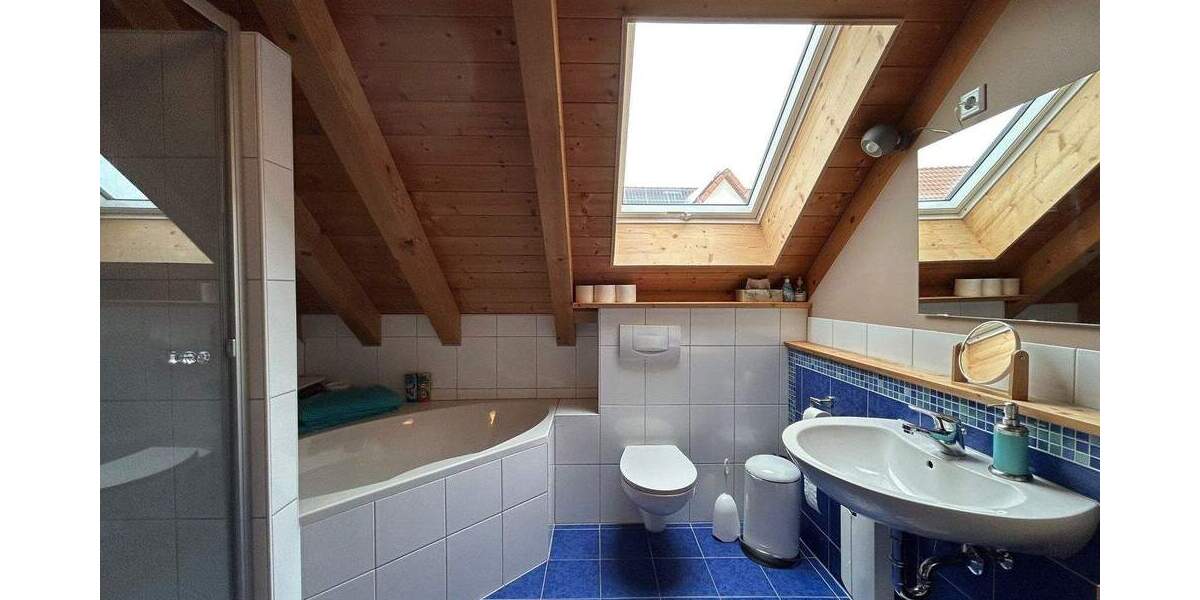 Einfamilienhaus Oberreichenbach - 5 Zimmer, 189 m&sup2;, 950.000&euro; | Angebot:25927302