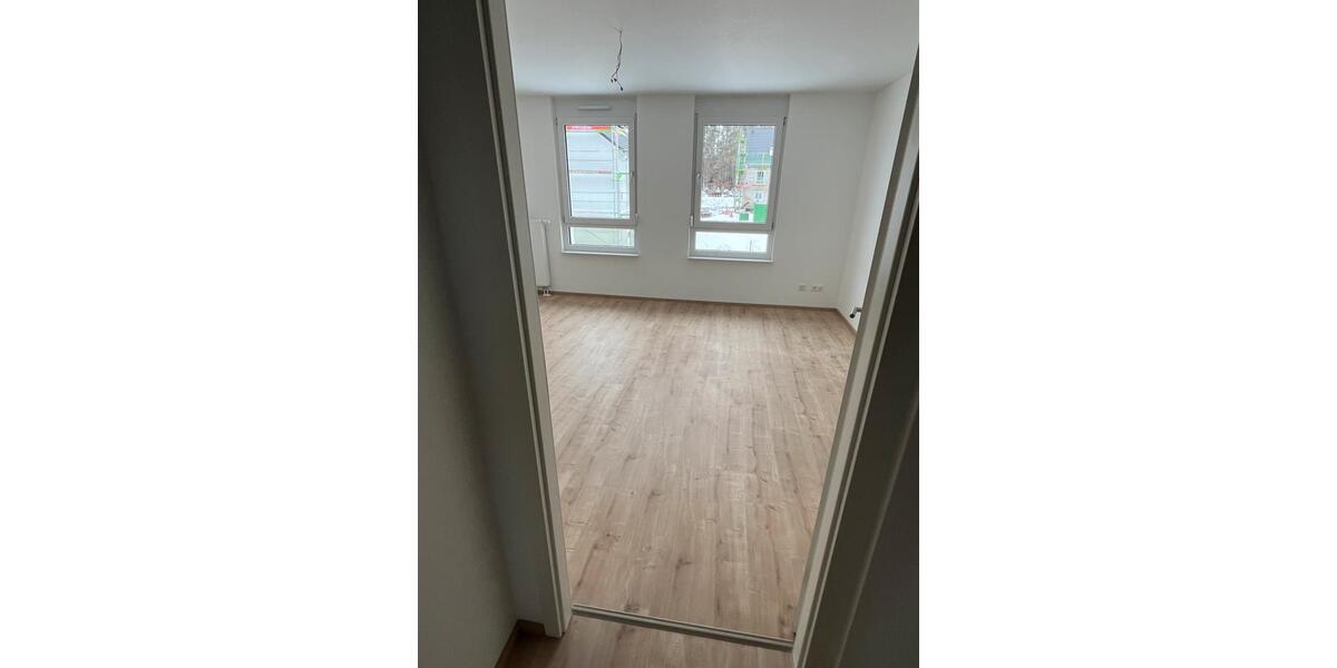 Reihenhaus Roth - 5 Zimmer, 140 m&sup2;, 1.540&euro; | Angebot:25175097