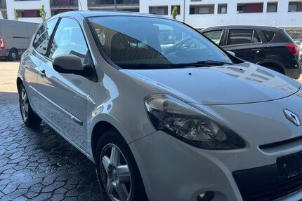 Renault Clio 178.000 km 1.750 &euro; Nürnberg 90439