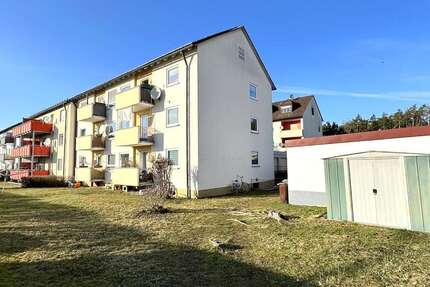 Haus Roth - 18 Zimmer, 395 m&sup2;, 850.000&euro; | Angebot:25591300