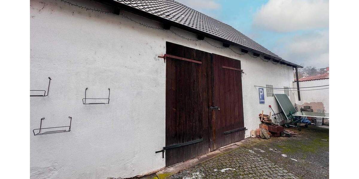 Einfamilienhaus Wilhermsdorf - 6 Zimmer, 220 m&sup2;, 235.000&euro; | Angebot:25846151