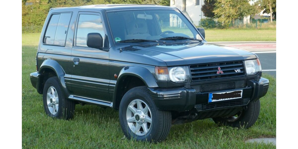 Mitsubishi Pajero 298.000 km 9.500 &euro; Neustadt a.d.Aisch 91413