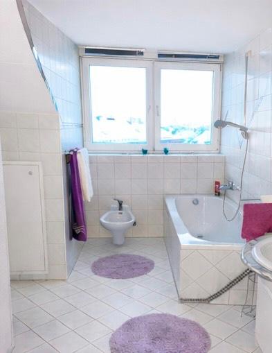 Dachgeschoßwohnung Nürnberg Herrnhütte - 3 Zimmer, 96 m&sup2;, 1.200&euro; | Angebot:26538646