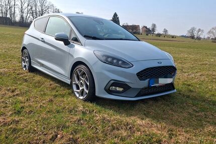 Ford Fiesta 42.000 km 16.799 &euro; Leinburg 91227