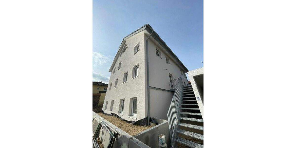 Etagenwohnung Fürth Vach - 3 Zimmer, 108 m&sup2;, 1.540&euro; | Angebot:25699459