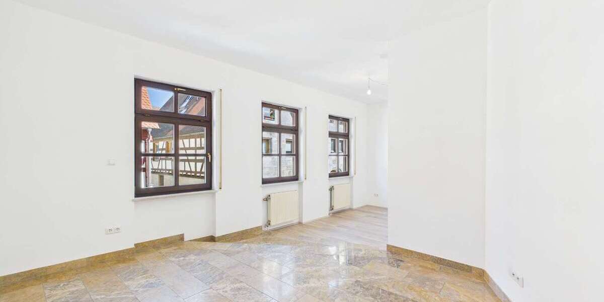 Etagenwohnung Altdorf bei Nürnberg - 2 Zimmer, 82 m&sup2;, 270.000&euro; | Angebot:26377072