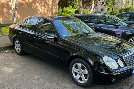 Mercedes-Benz E 200 260.000 km 4.600 &euro; Erlangen 91056