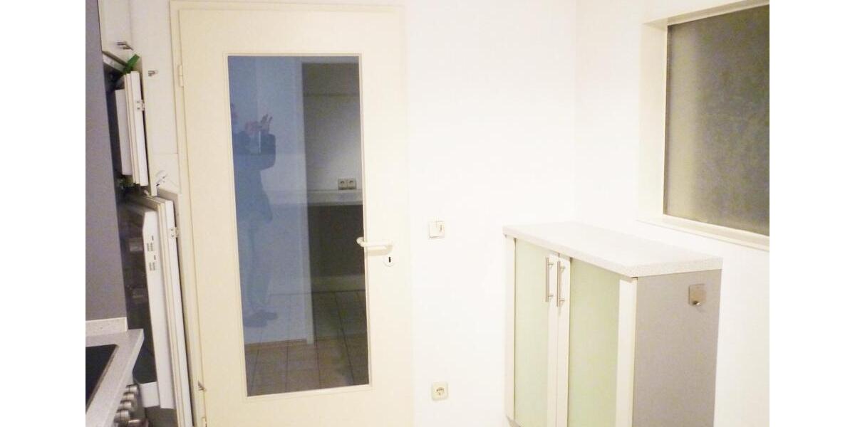 Etagenwohnung Nürnberg Schnepfenreuth - 2 Zimmer, 76 m&sup2;, 999&euro; | Angebot:25830909