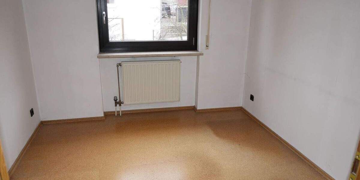 Einfamilienhaus Großhabersdorf - 8 Zimmer, 265 m&sup2;, 479.000&euro; | Angebot:25862890