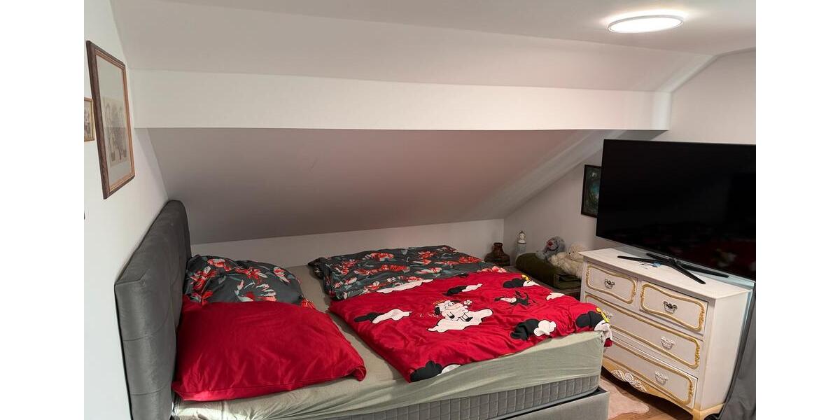 Dachgeschoßwohnung Höchstadt an der Aisch - 2 Zimmer, 68 m&sup2;, 850&euro; | Angebot:25456500