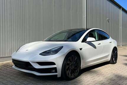 Tesla Model 3 47.200 km 29.500 &euro; Lauf a.d.Pegnitz, St 91207