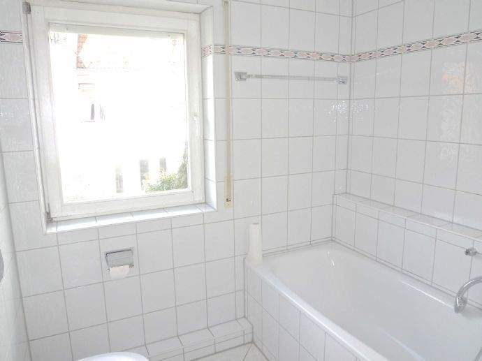 Etagenwohnung Nürnberg Eibach - 3 Zimmer, 98 m&sup2;, 1.300&euro; | Angebot:25695527