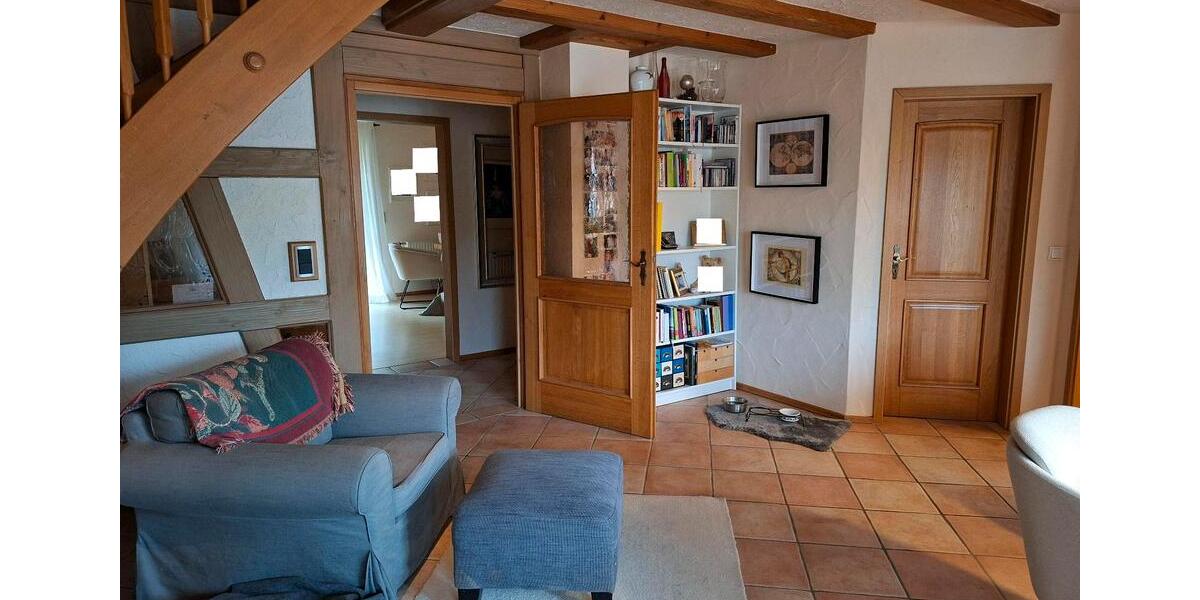Dachgeschoßwohnung Diespeck - 5 Zimmer, 115 m&sup2;, 920&euro; | Angebot:26546176