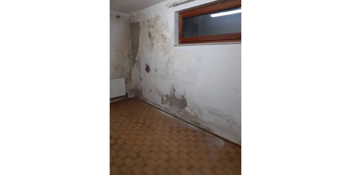 Einfamilienhaus Zirndorf Bronnamberg - 9 Zimmer, 160 m&sup2;, 500.000&euro; | Angebot:25662809