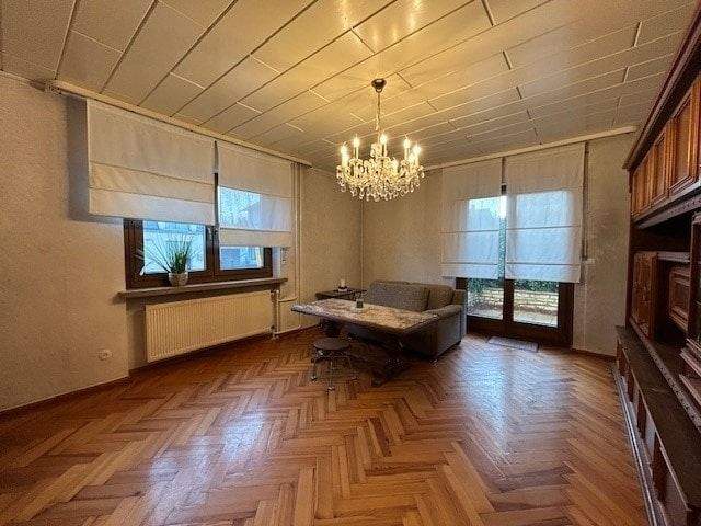 Einfamilienhaus Herzogenaurach - 7 Zimmer, 122 m&sup2;, 690.000&euro; | Angebot:25771967