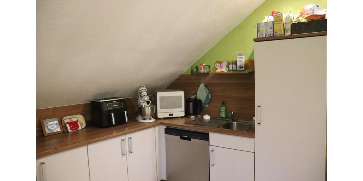 Dachgeschoßwohnung Roth - 3.5 Zimmer, 82 m&sup2;, 199.000&euro; | Angebot:25162874