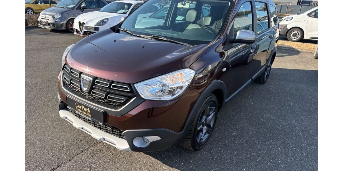 Dacia Lodgy 131.933 km 9.599 &euro; Fürth 90763